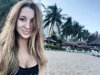 Девушка Виктория 21 Русская из Москвы thumb